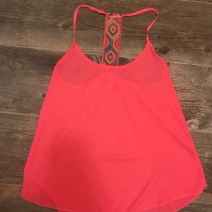 Coral boutique tank top!